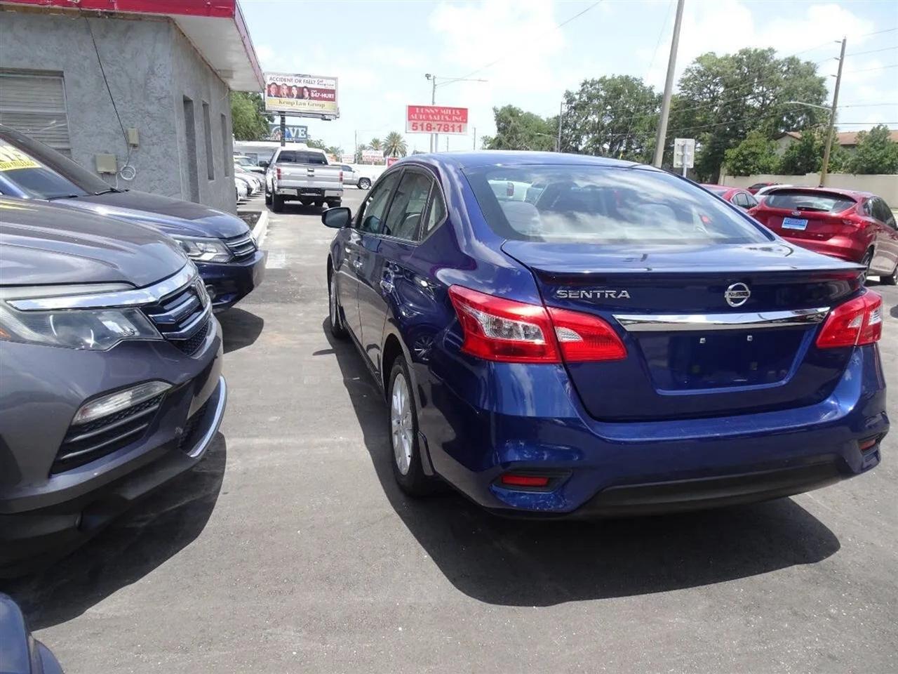 Nissan Sentra S CVT 2019