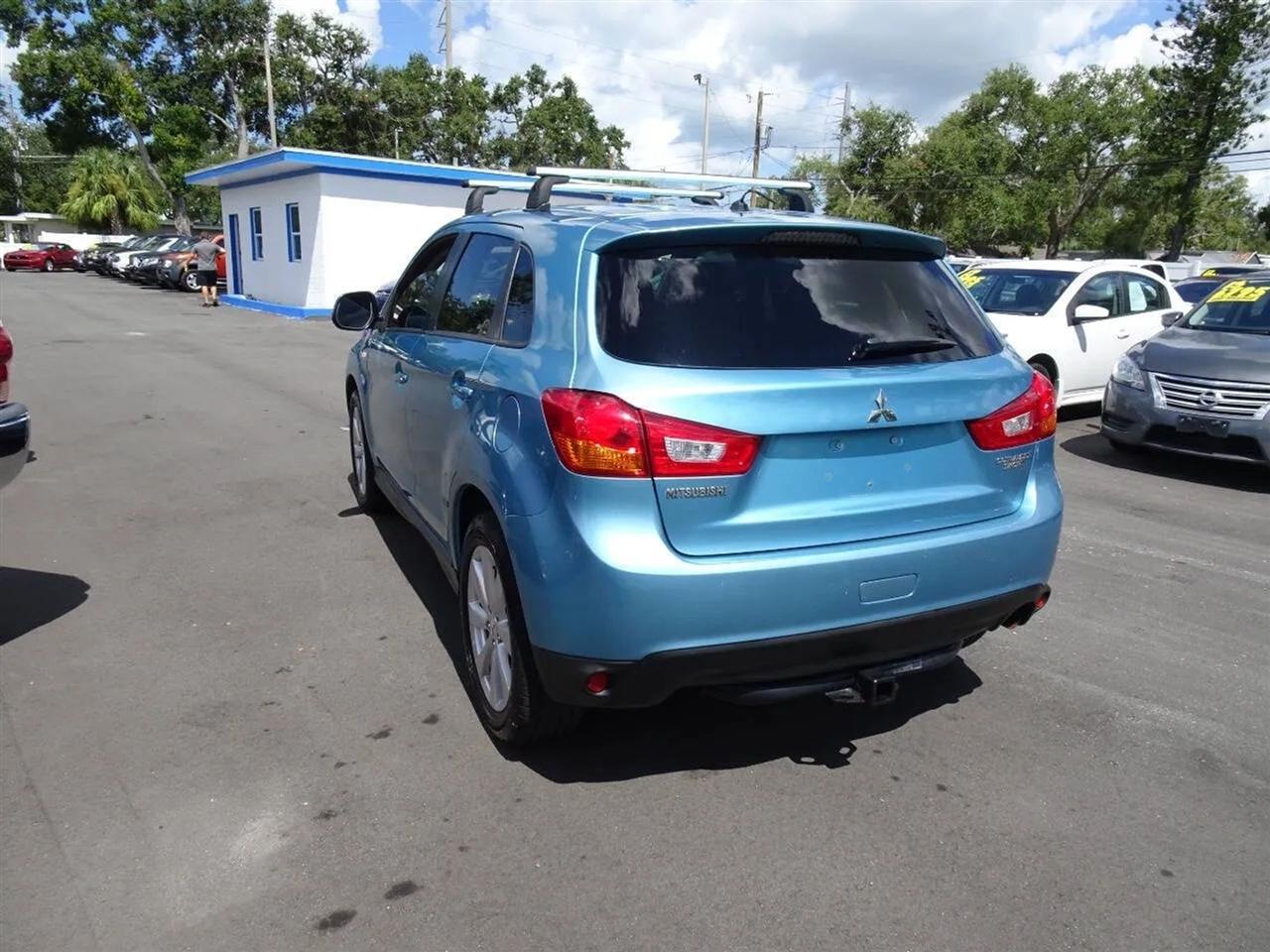 Mitsubishi Outlander Sport 2WD 4dr Man ES 2014
