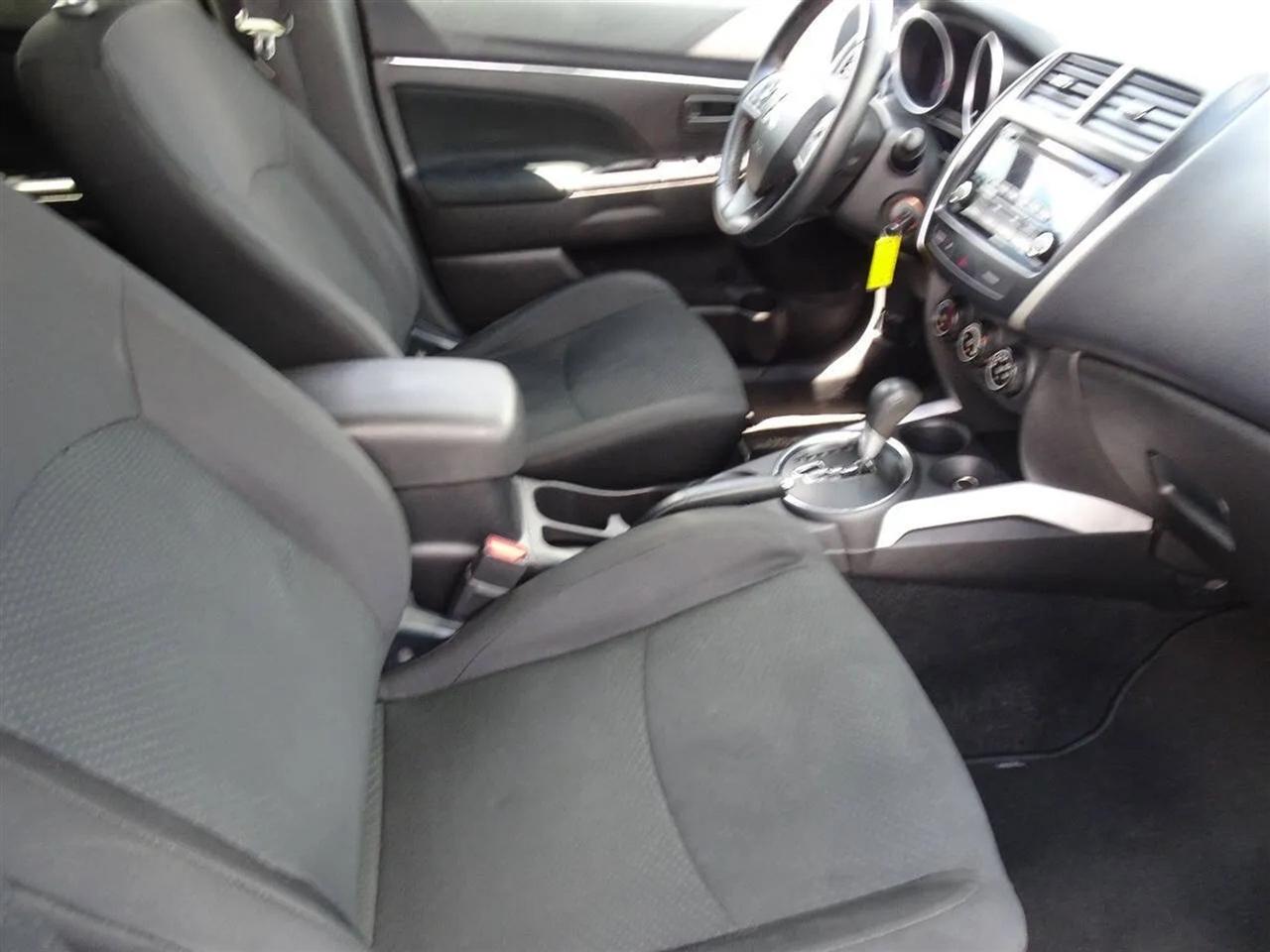 Mitsubishi Outlander Sport 2WD 4dr Man ES 2014