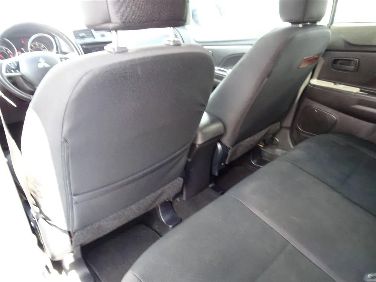 Mitsubishi Outlander Sport 2WD 4dr Man ES 2014