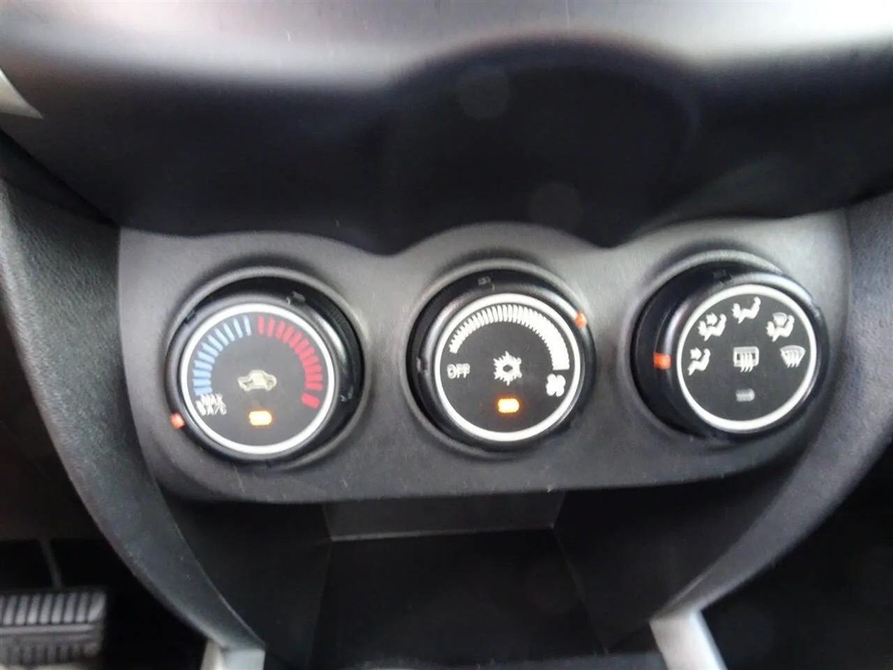 Mitsubishi Outlander Sport 2WD 4dr Man ES 2014