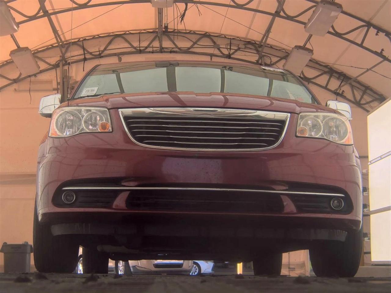 Chrysler Town & Country 4dr Wgn Touring-L 2014