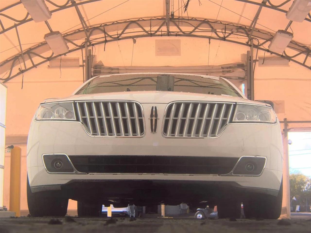 Lincoln MKZ 4dr Sdn Hybrid FWD 2011