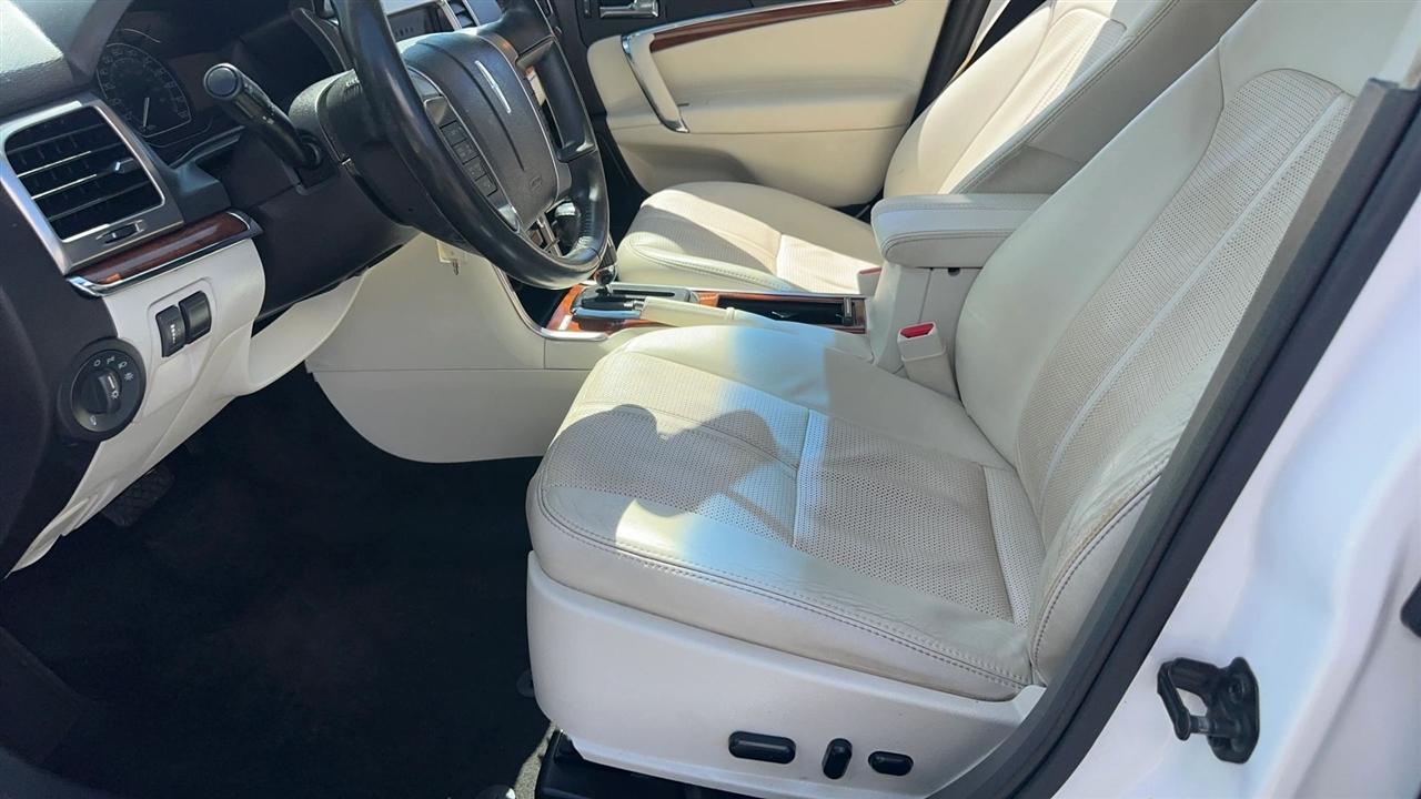 Lincoln MKZ 4dr Sdn Hybrid FWD 2011