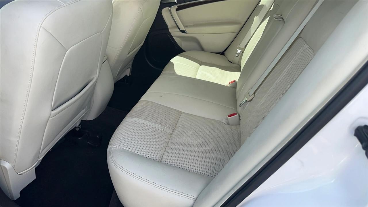 Lincoln MKZ 4dr Sdn Hybrid FWD 2011