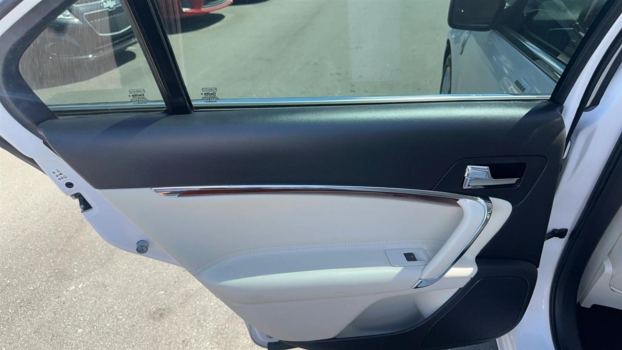 Lincoln MKZ 4dr Sdn Hybrid FWD 2011