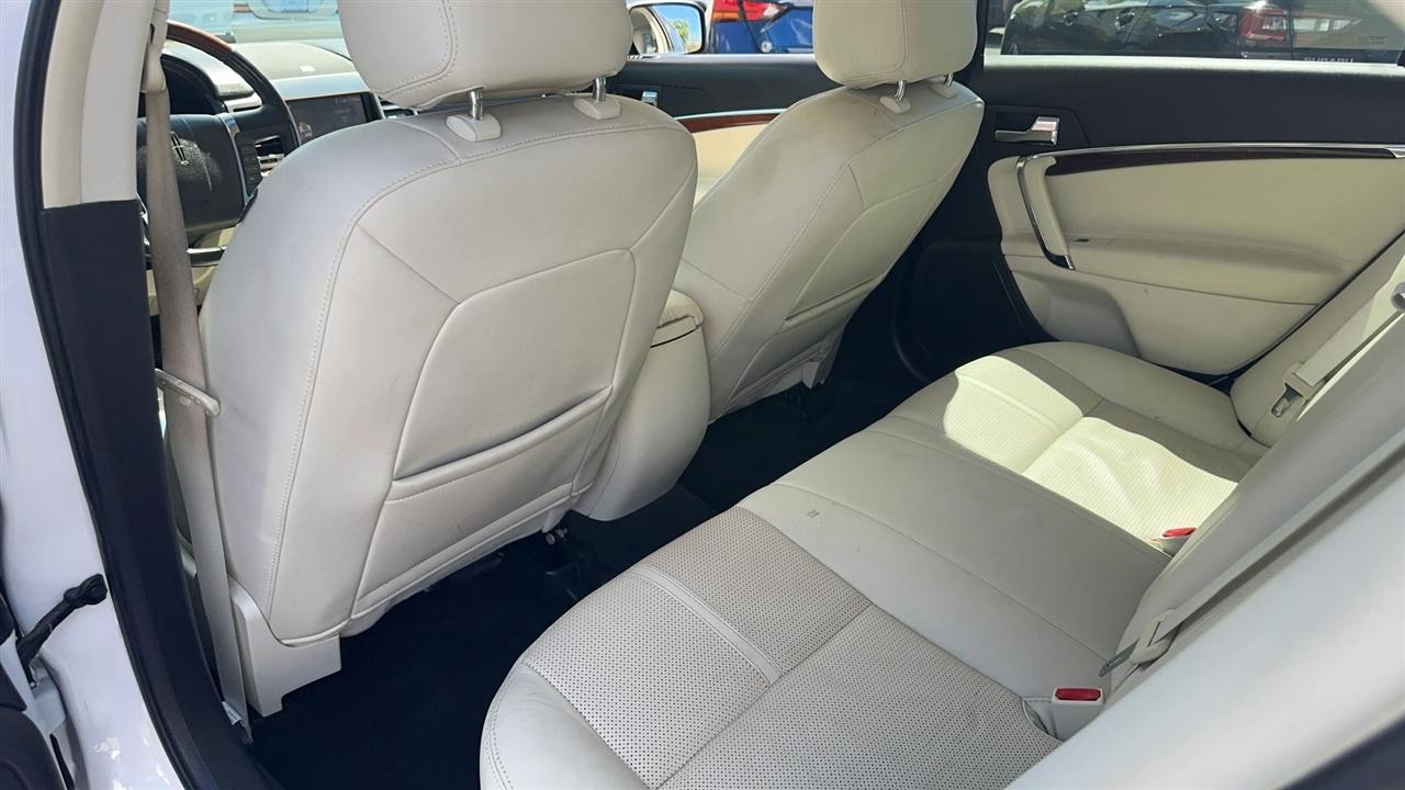 Lincoln MKZ 4dr Sdn Hybrid FWD 2011