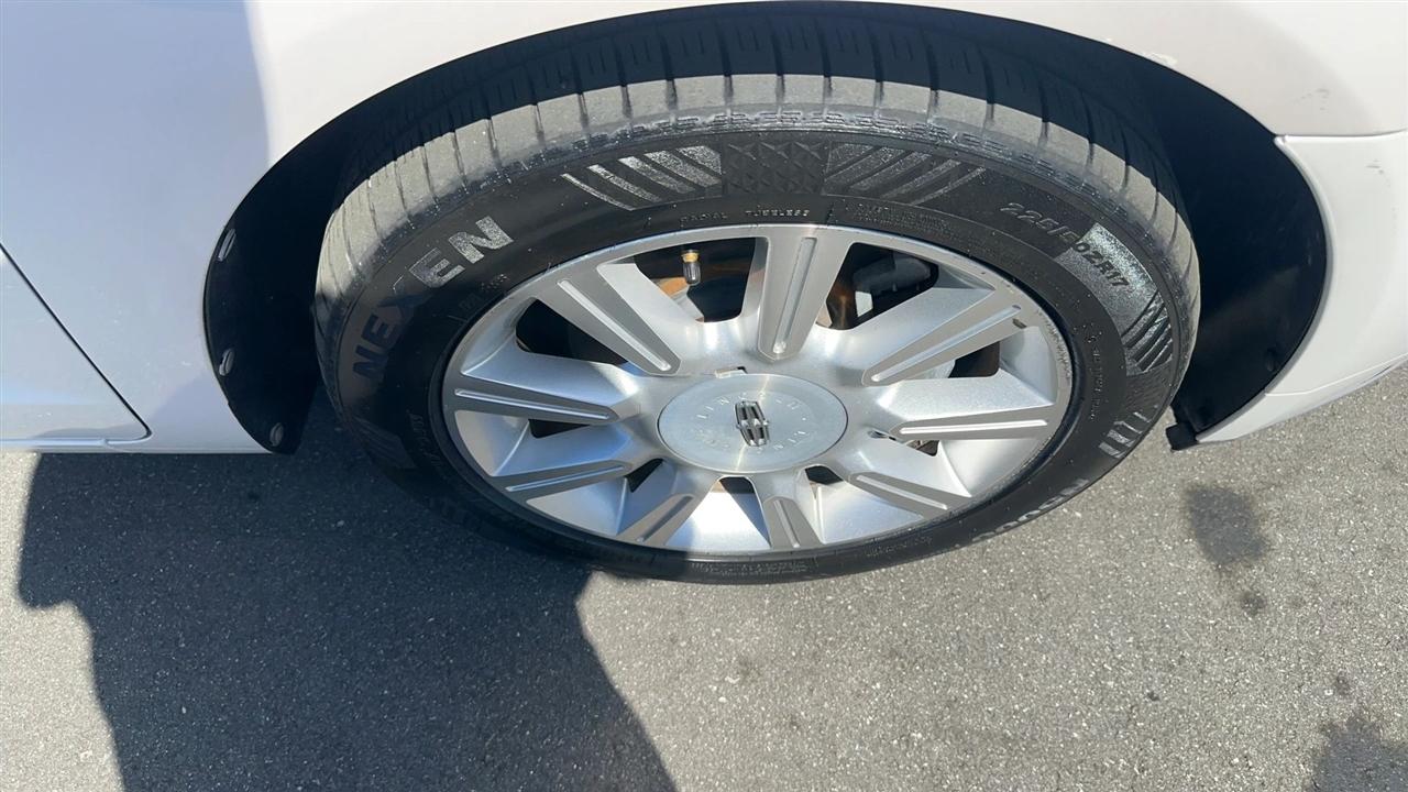 Lincoln MKZ 4dr Sdn Hybrid FWD 2011