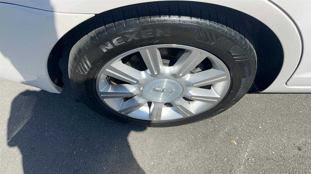 Lincoln MKZ 4dr Sdn Hybrid FWD 2011