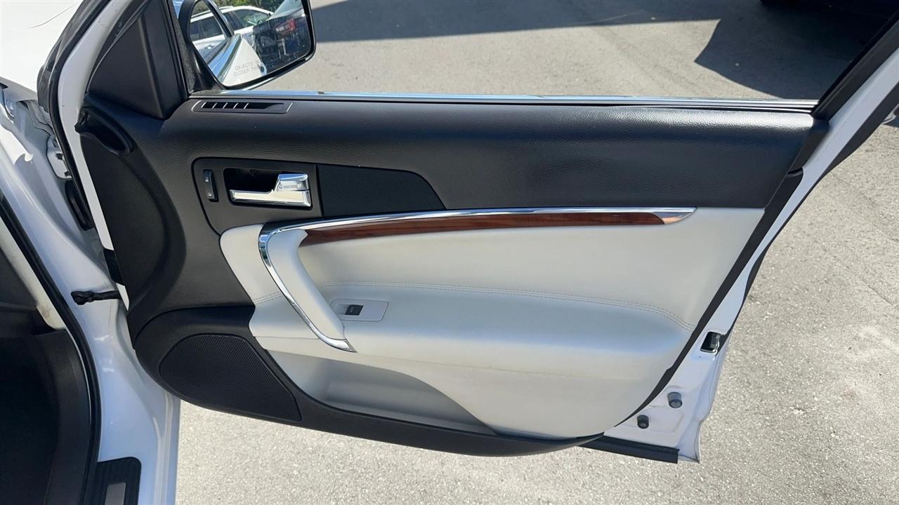 Lincoln MKZ 4dr Sdn Hybrid FWD 2011