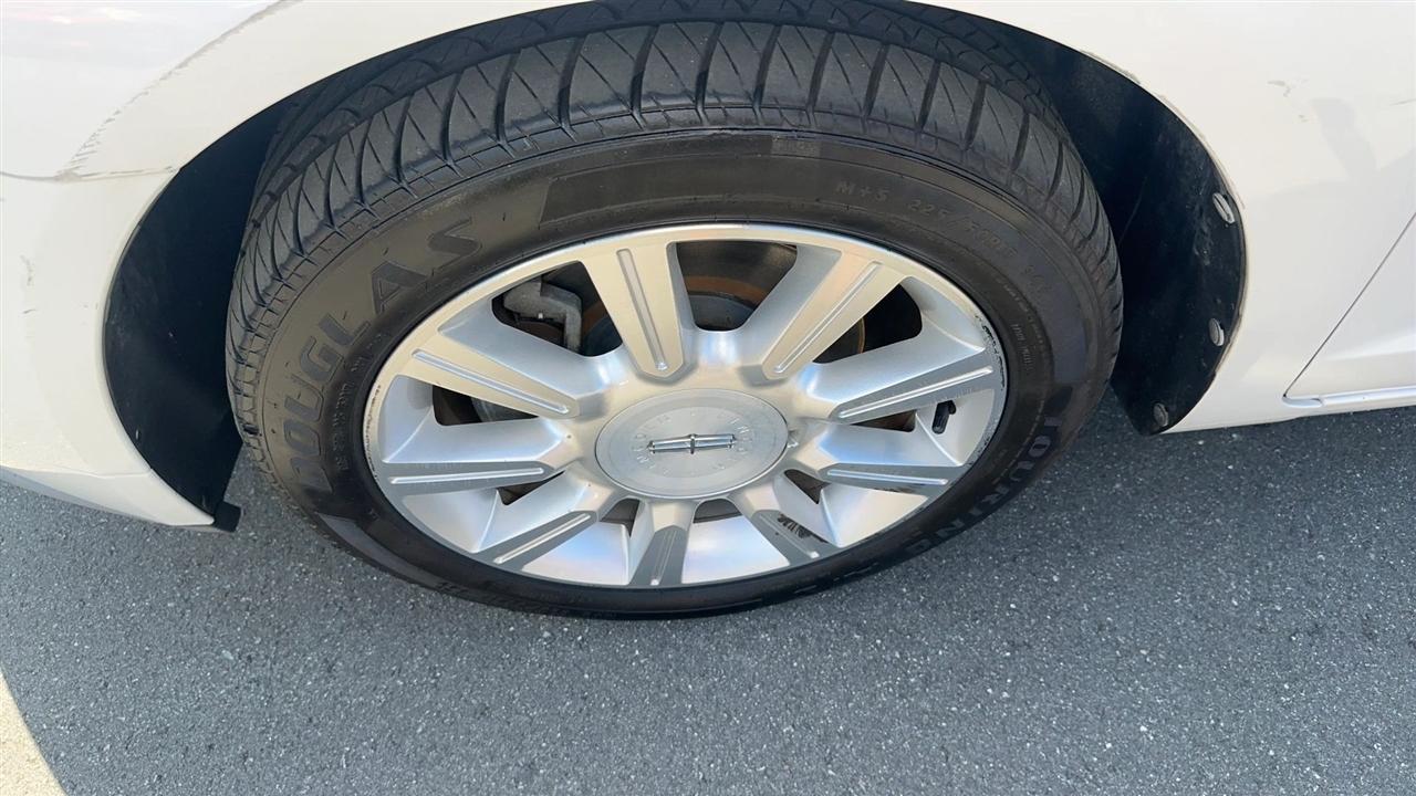 Lincoln MKZ 4dr Sdn Hybrid FWD 2011