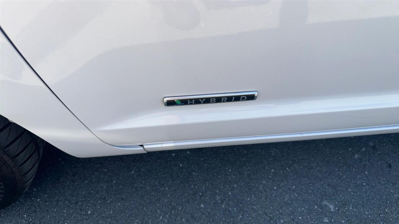 Lincoln MKZ 4dr Sdn Hybrid FWD 2011