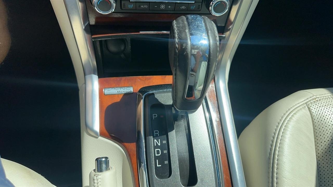 Lincoln MKZ 4dr Sdn Hybrid FWD 2011