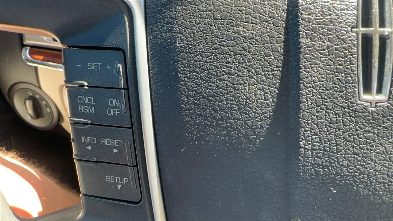 Lincoln MKZ 4dr Sdn Hybrid FWD 2011