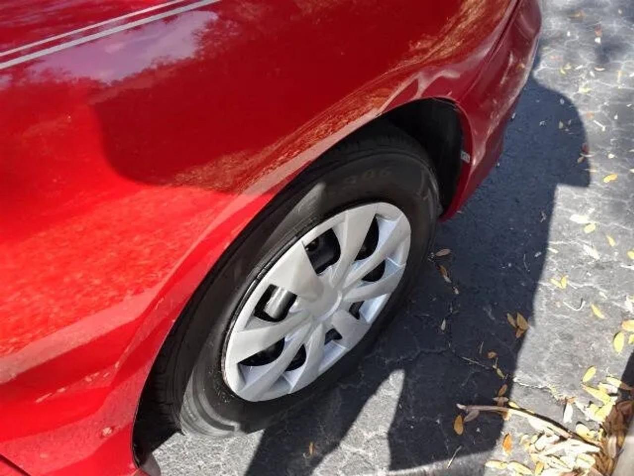 Toyota Corolla 4dr Sdn Auto LE Special Edition (Natl) 2013