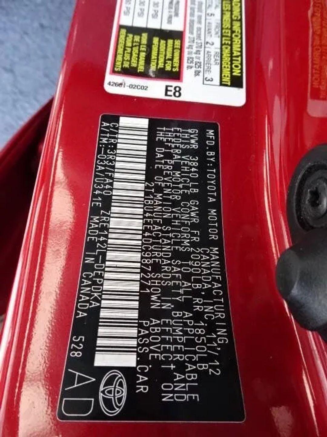 Toyota Corolla 4dr Sdn Auto LE Special Edition (Natl) 2013