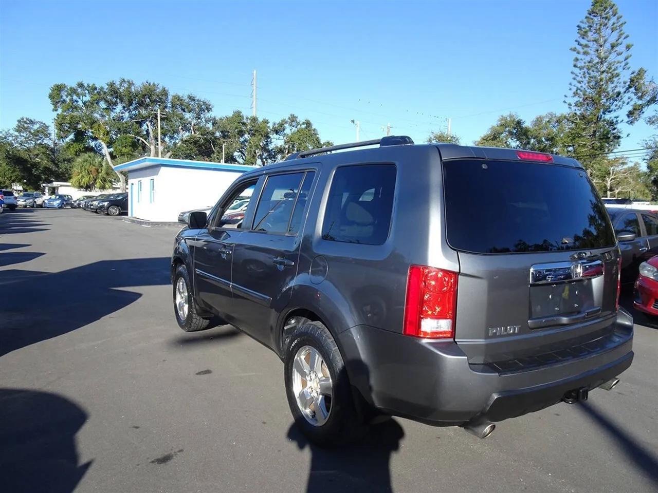 Honda Pilot 2WD 4dr EX 2011