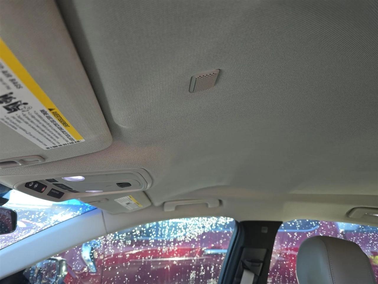 Cadillac XTS 4dr Sdn Luxury FWD 2014