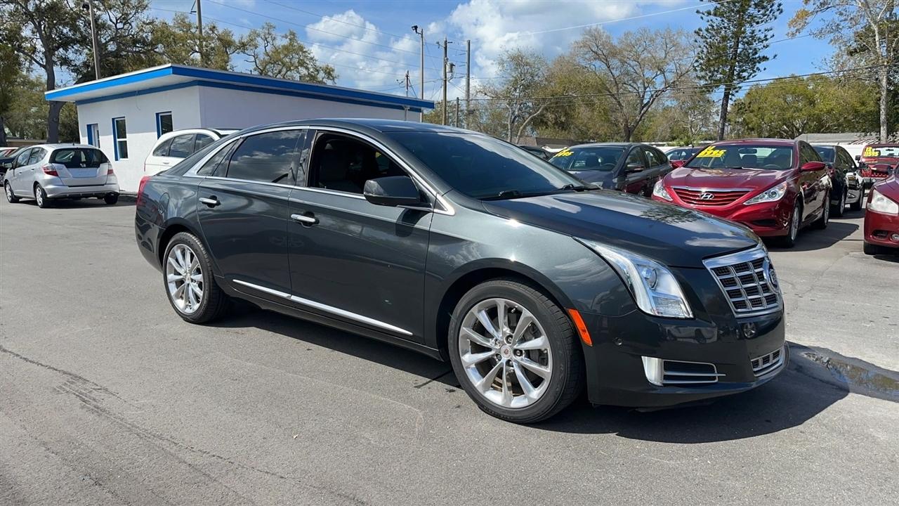 Cadillac XTS 4dr Sdn Luxury FWD 2014
