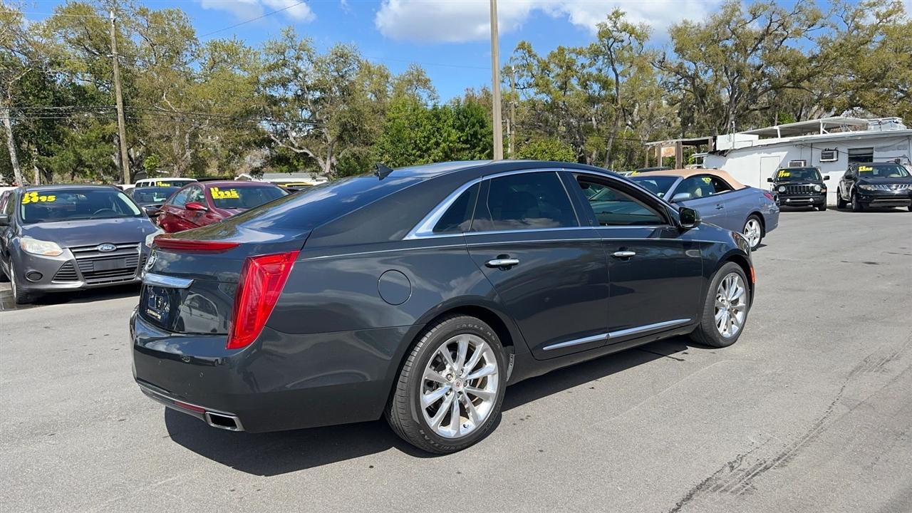 Cadillac XTS 4dr Sdn Luxury FWD 2014