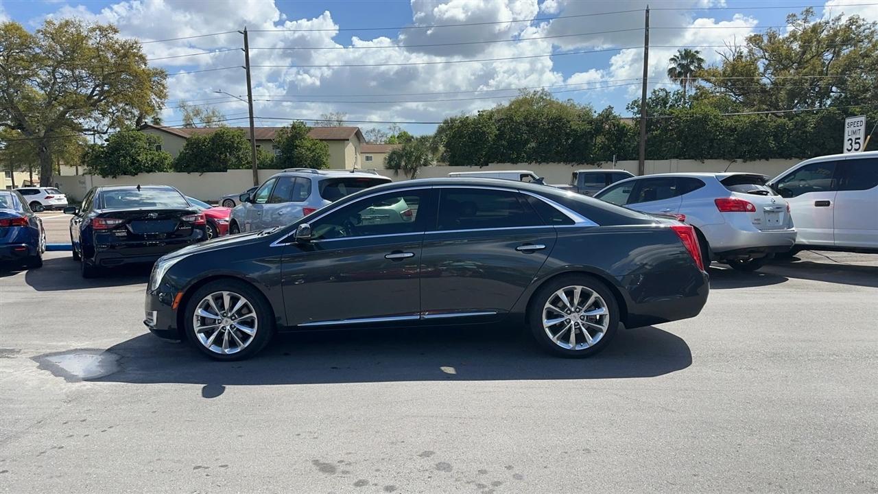 Cadillac XTS 4dr Sdn Luxury FWD 2014