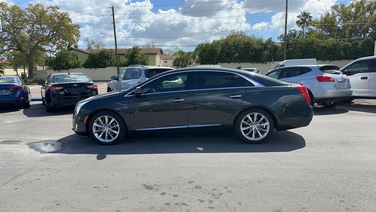 Cadillac XTS 4dr Sdn Luxury FWD 2014