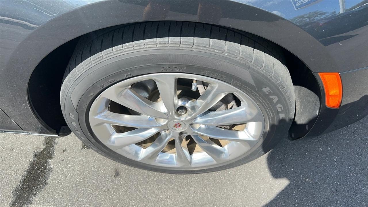 Cadillac XTS 4dr Sdn Luxury FWD 2014