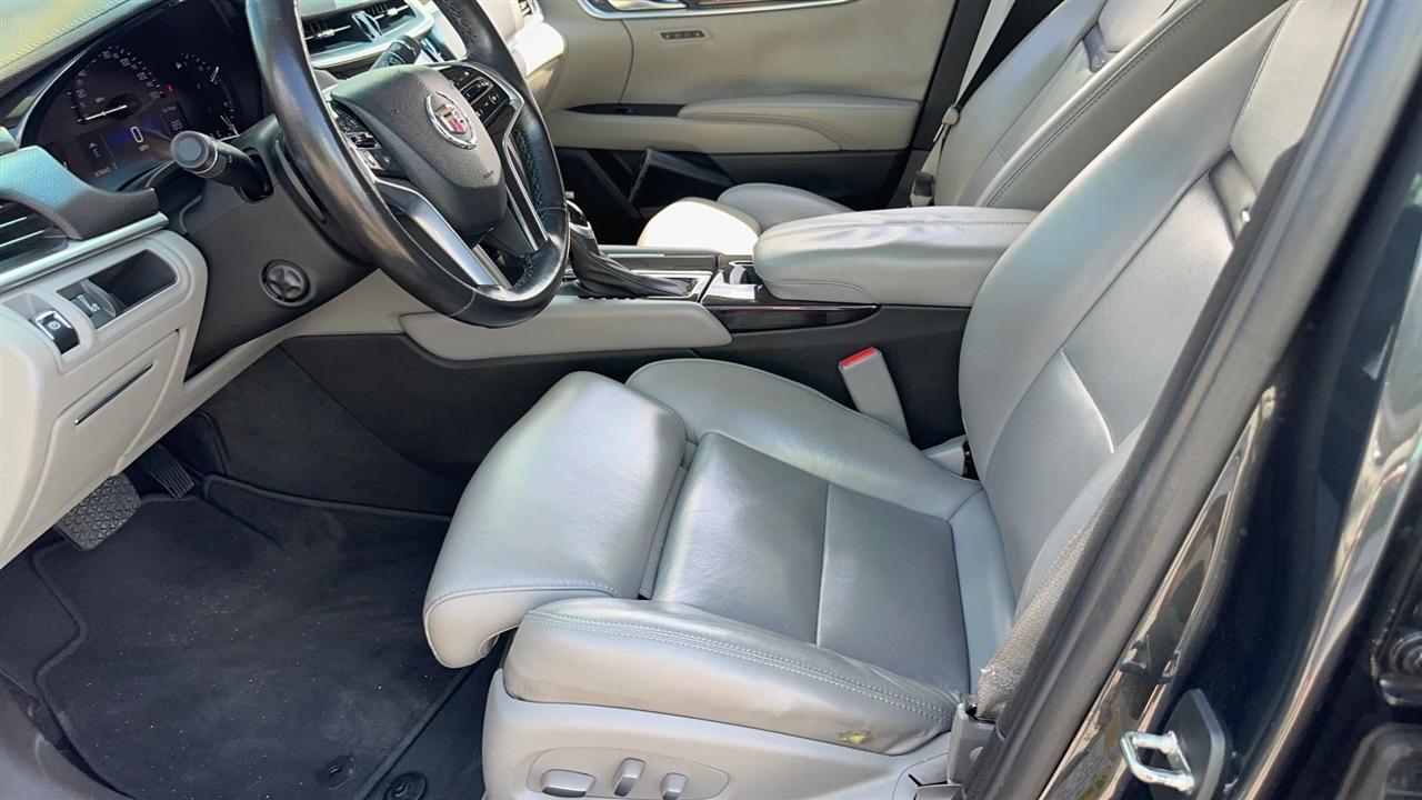 Cadillac XTS 4dr Sdn Luxury FWD 2014