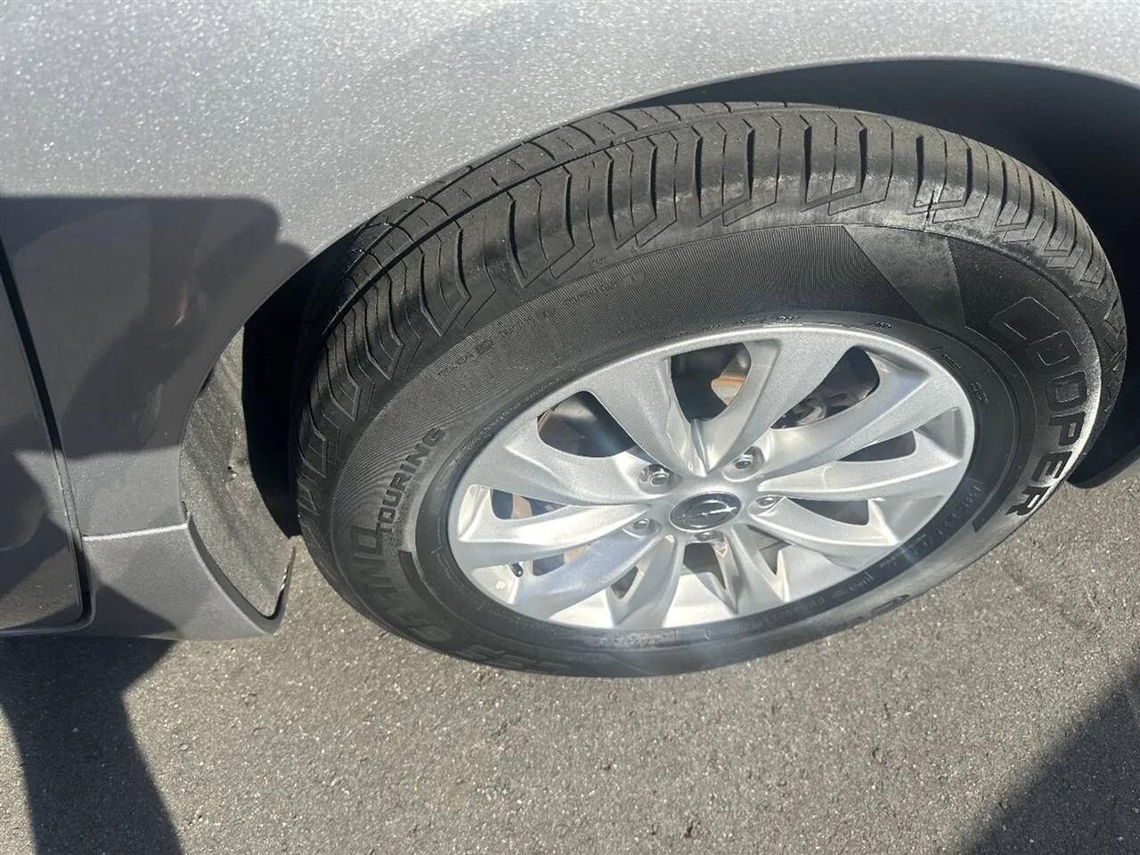 Chrysler Pacifica Touring L FWD 2019