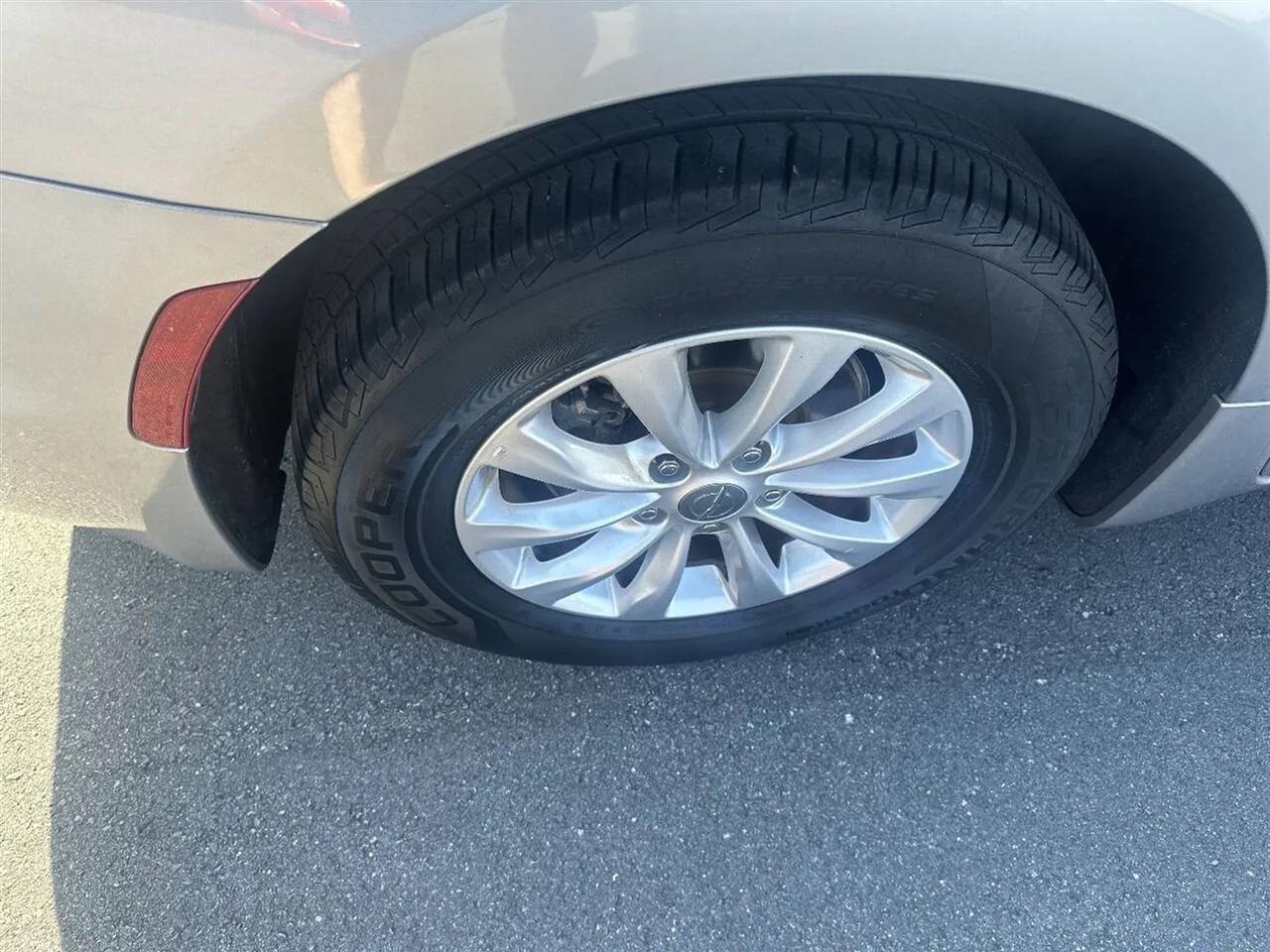 Chrysler Pacifica Touring L FWD 2019