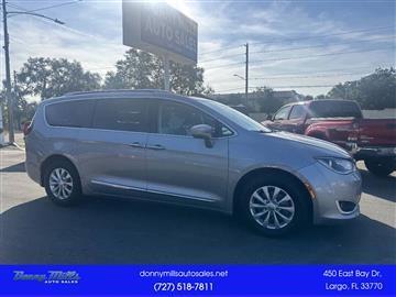 2019 Chrysler Pacifica Touring L FWD