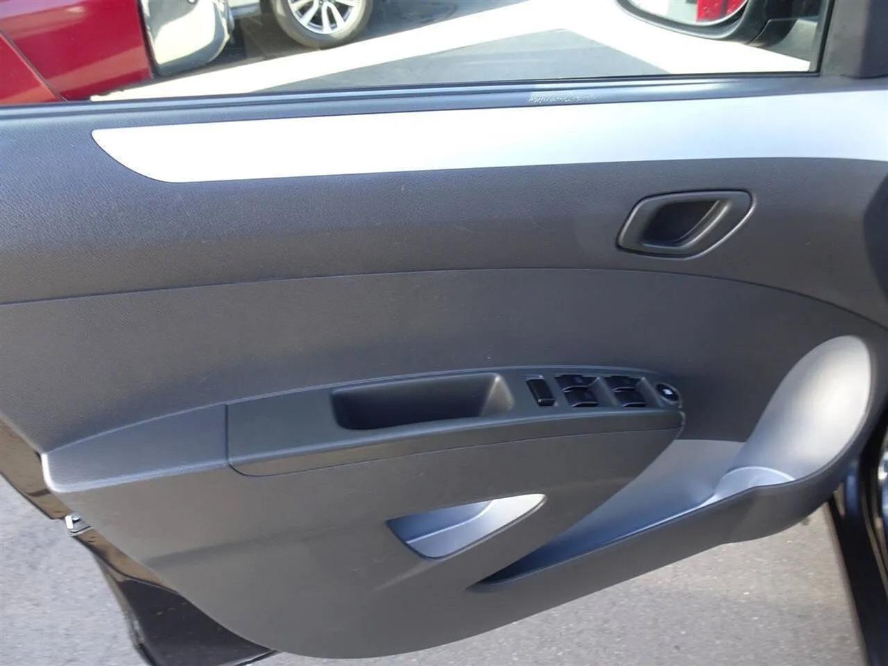 Chevrolet Spark 5dr HB CVT LS 2015