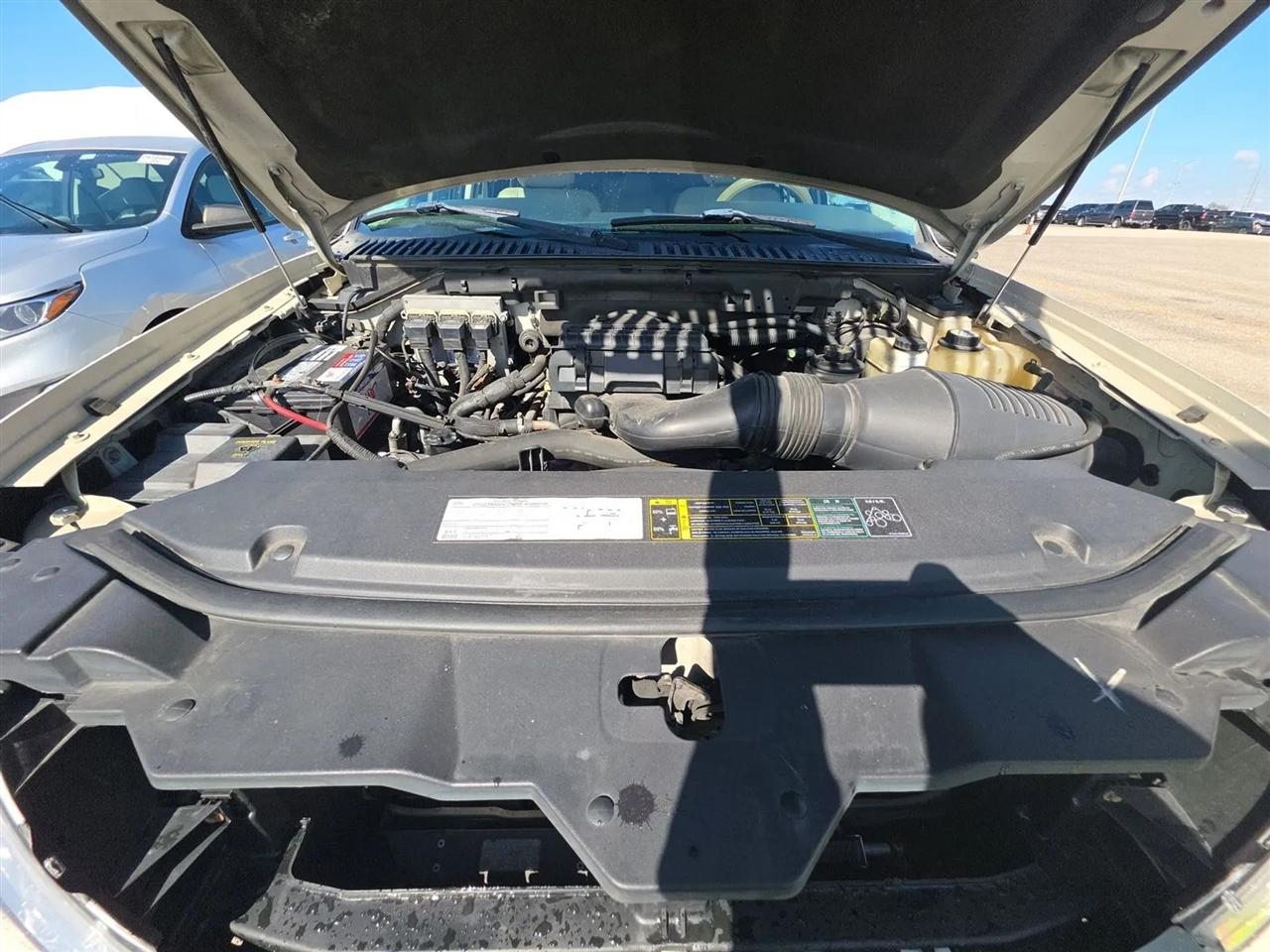 Lincoln Navigator 4dr 4WD Ultimate 2005