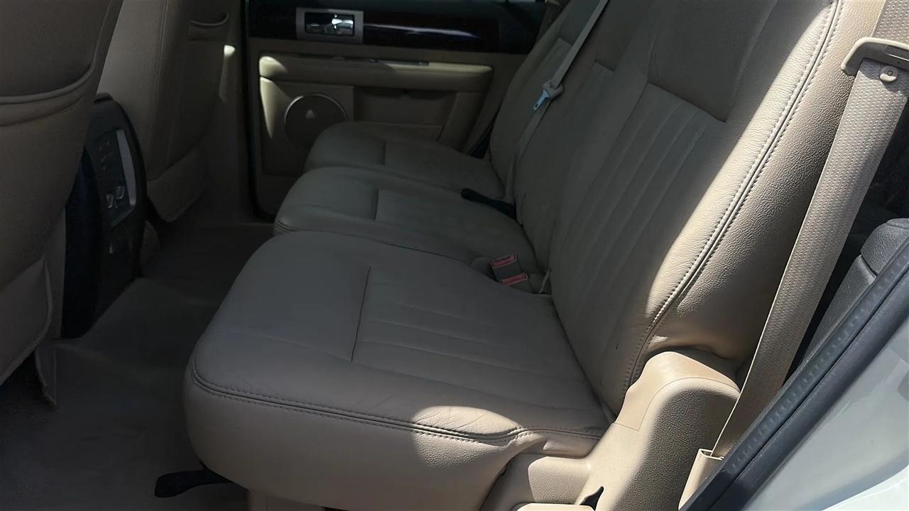 Lincoln Navigator 4dr 4WD Ultimate 2005