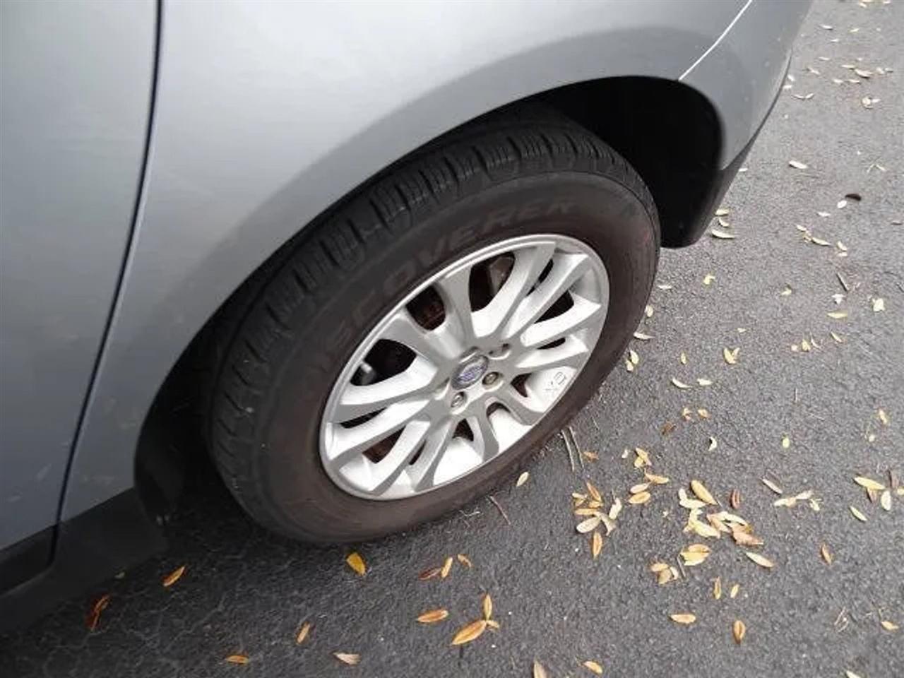 Volvo XC60 AWD 4dr 3.0T 2010