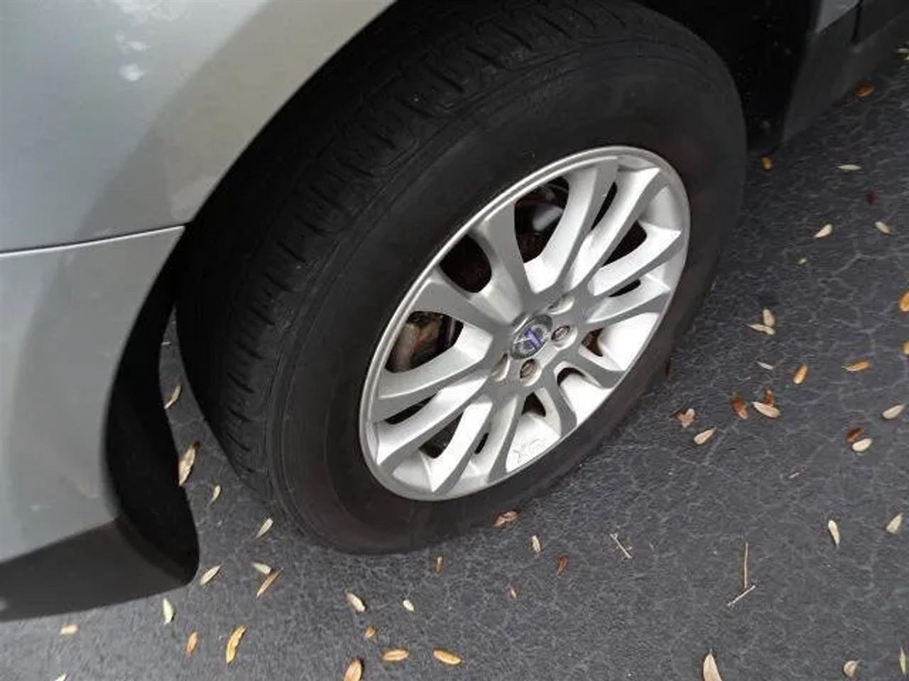 Volvo XC60 AWD 4dr 3.0T 2010