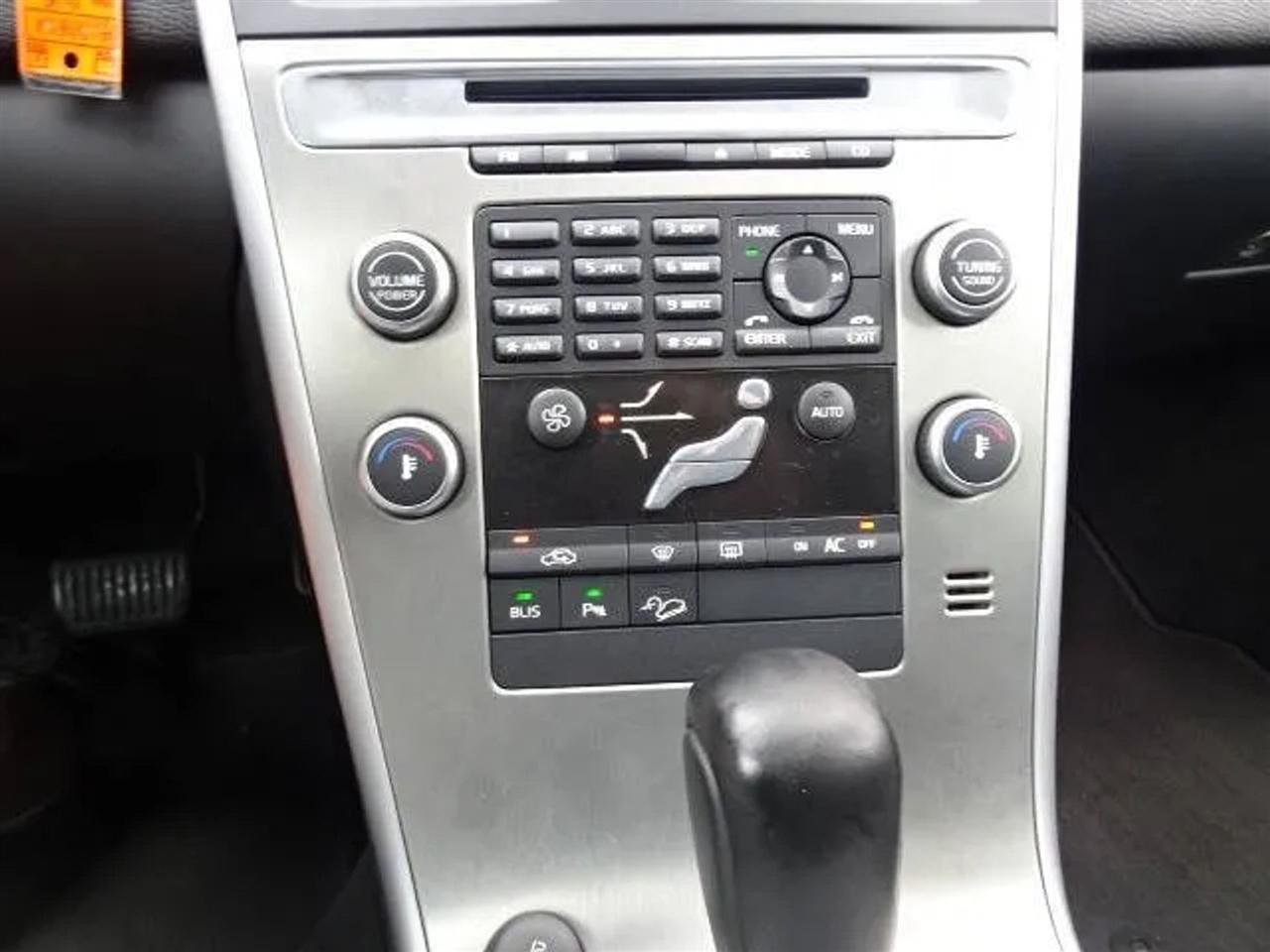 Volvo XC60 AWD 4dr 3.0T 2010