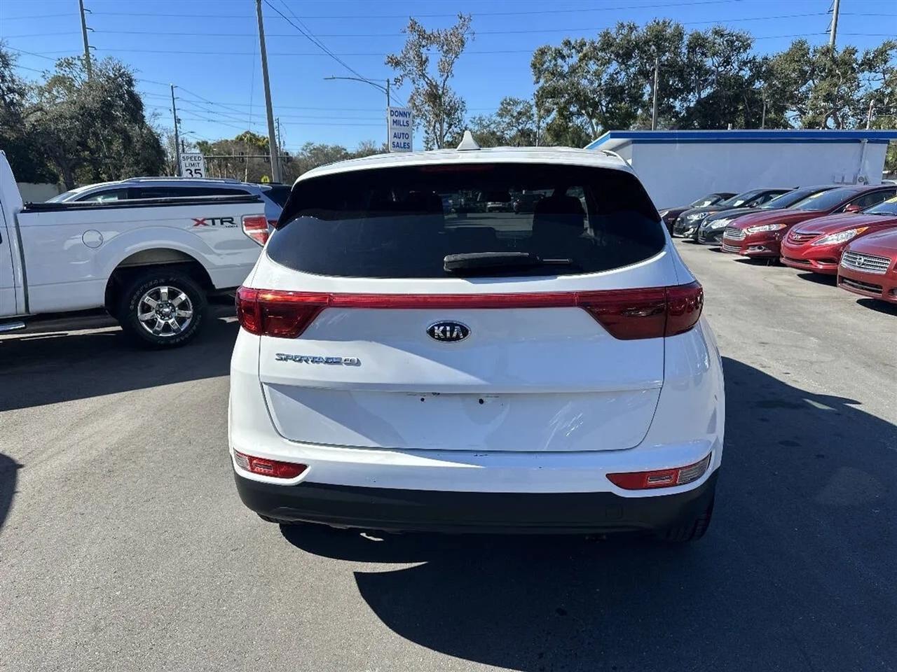 Kia Sportage LX FWD 2018