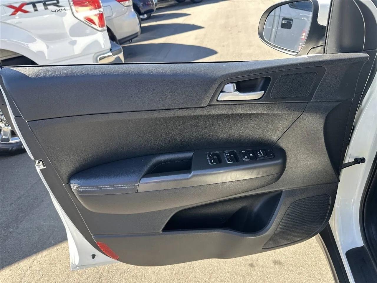 Kia Sportage LX FWD 2018