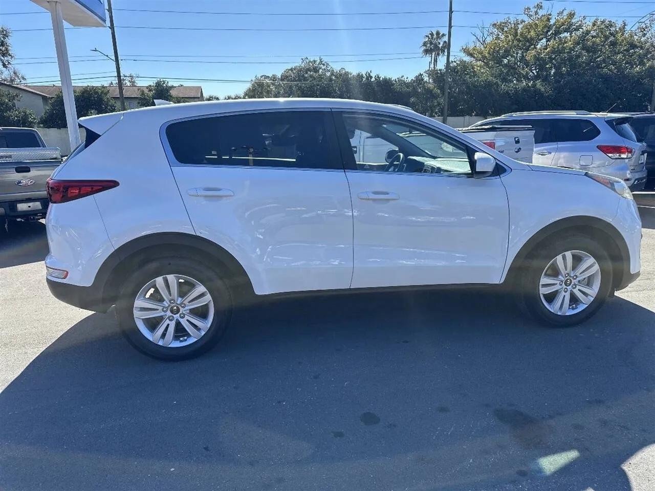 Kia Sportage LX FWD 2018