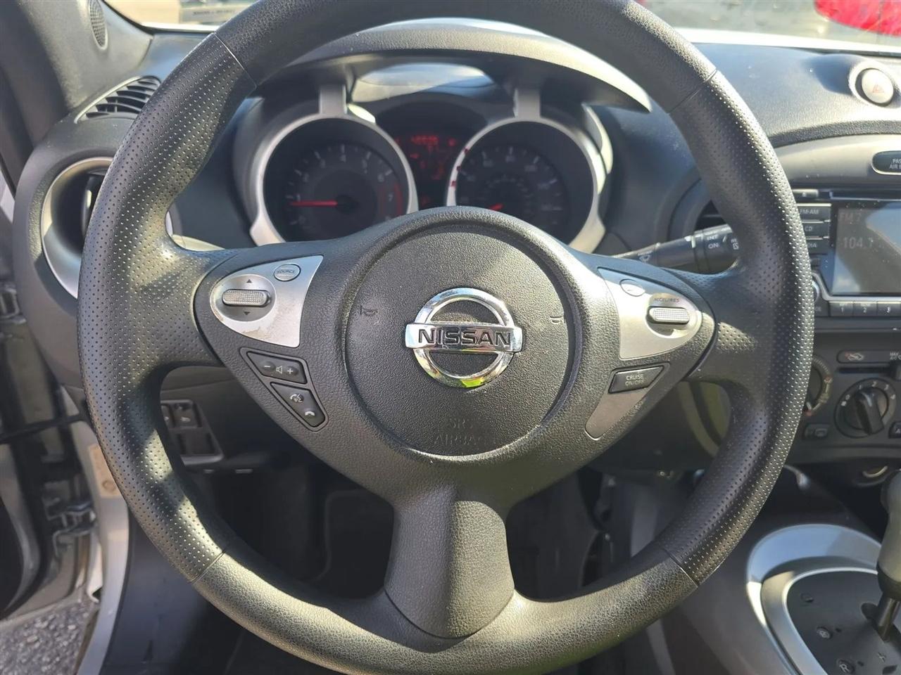 Nissan Juke 5dr Wgn CVT S FWD 2015