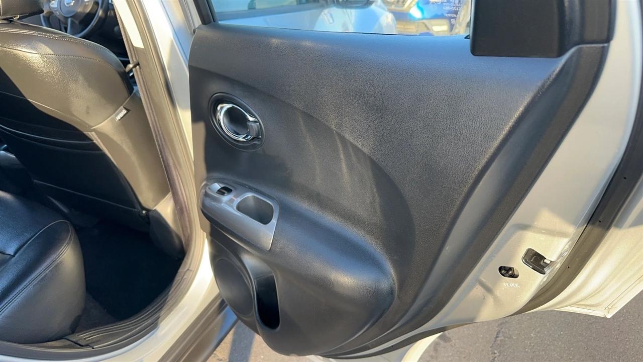 Nissan Juke 5dr Wgn CVT S FWD 2015