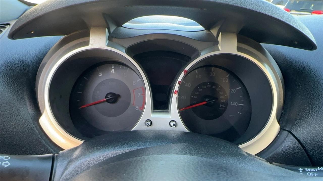 Nissan Juke 5dr Wgn CVT S FWD 2015