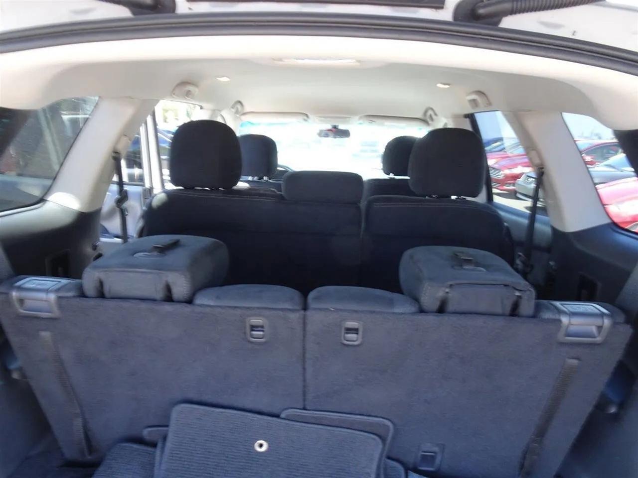 Nissan Pathfinder 2WD 4dr SV 2014