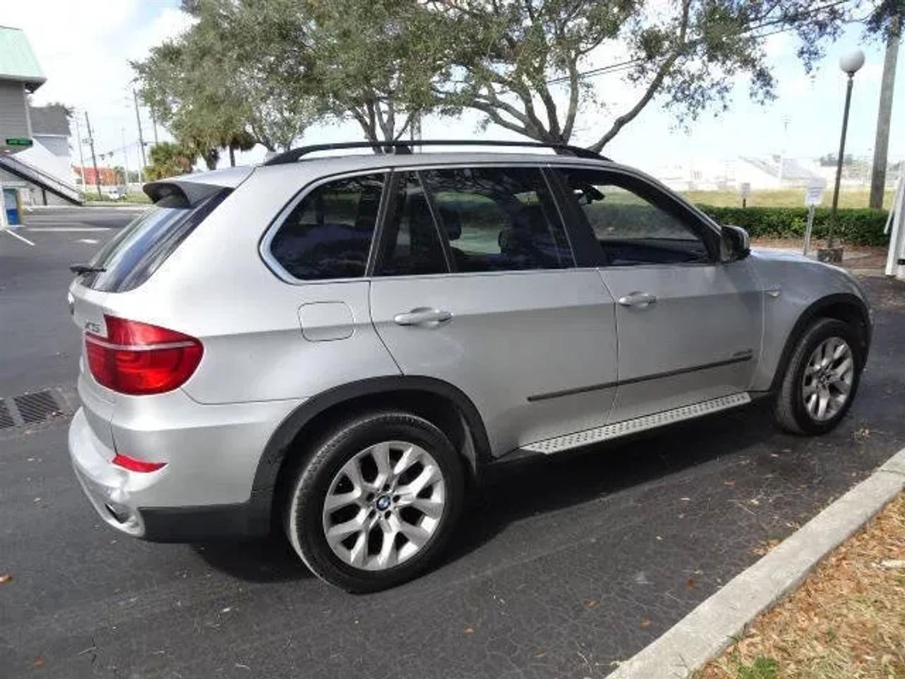BMW X5 AWD 4dr xDrive35i 2013