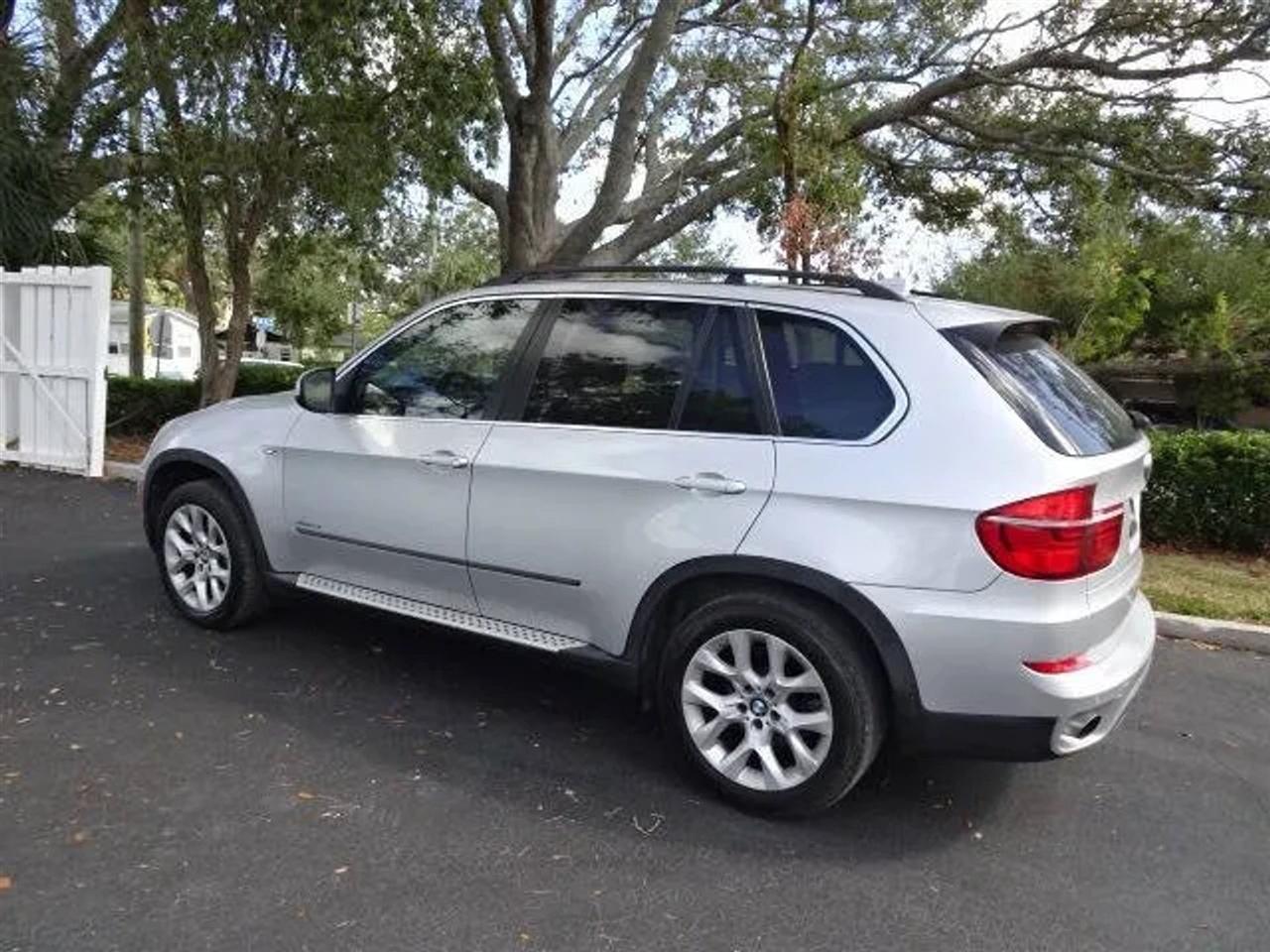 BMW X5 AWD 4dr xDrive35i 2013