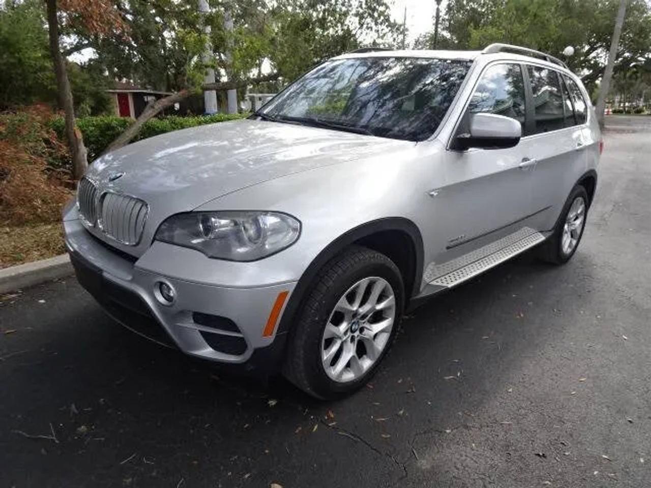 BMW X5 AWD 4dr xDrive35i 2013