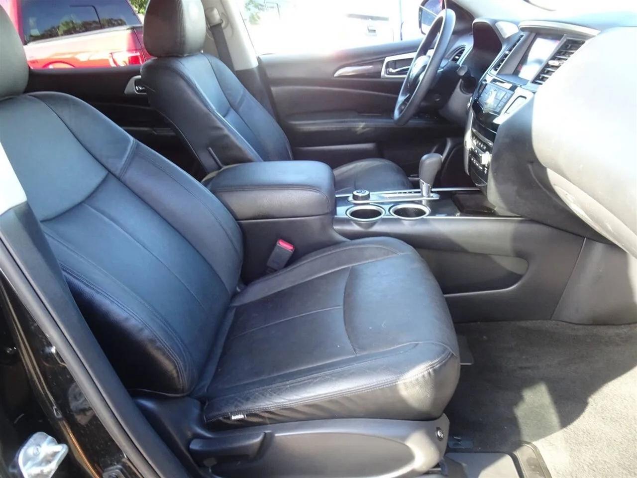 Nissan Pathfinder 4WD 4dr S 2015