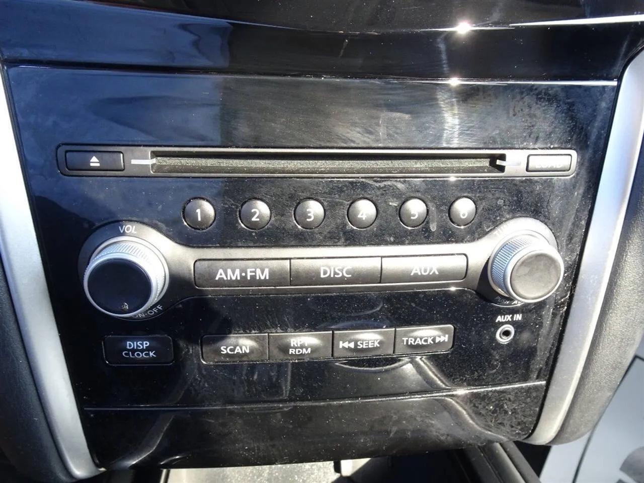 Nissan Pathfinder 4WD 4dr S 2015