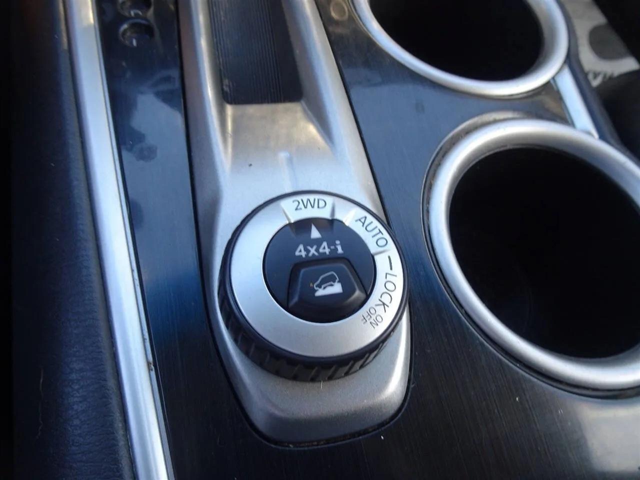 Nissan Pathfinder 4WD 4dr S 2015